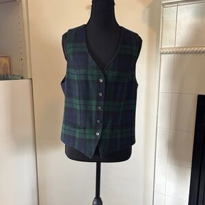 GAP Plaid Vest in Navy and Green